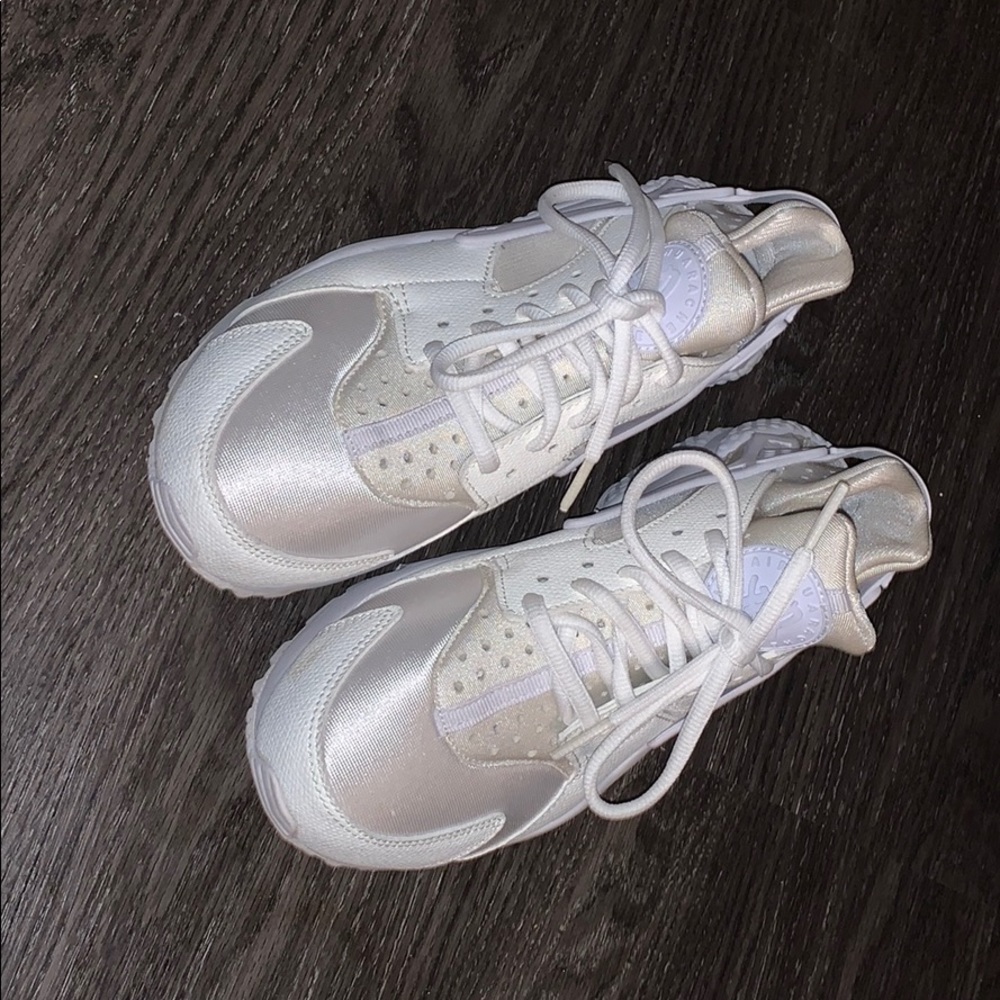 white huaraches